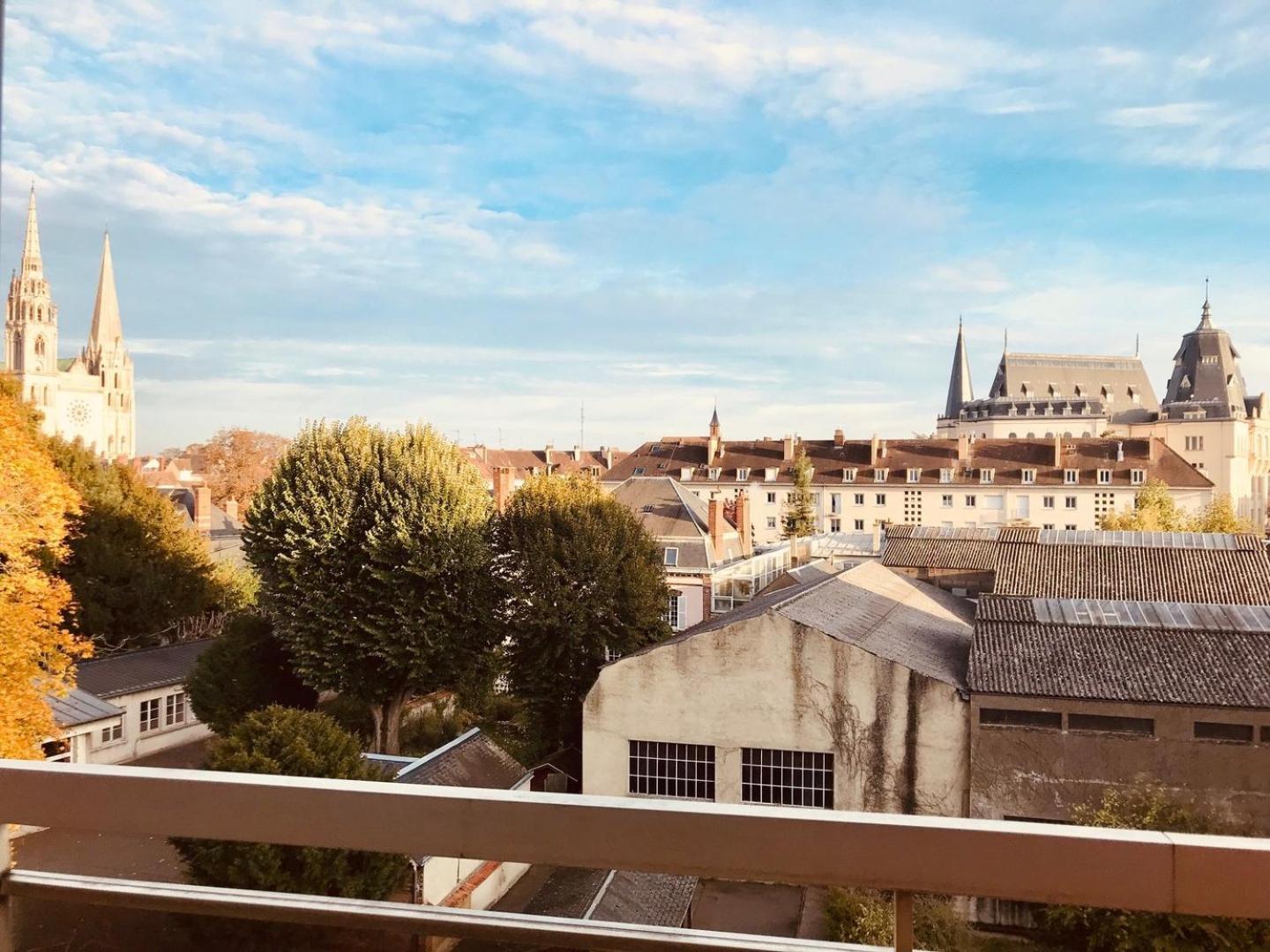 Appartement Avec Parking Et Balcon Vue Cathedrale
